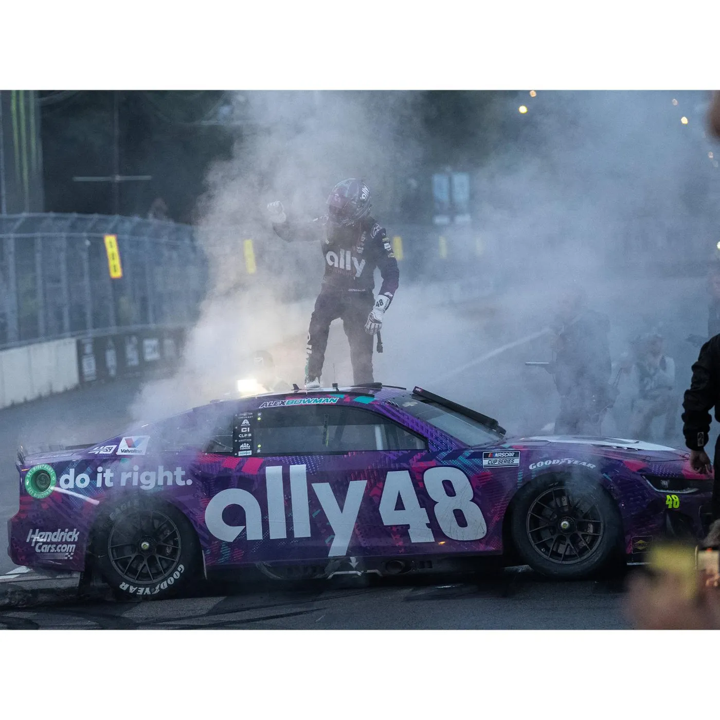 Hendrick Motorsports AUTOGRAPHED Alex Bowman #48 2024 Chicago Street RACE WIN 1:24 HO Die-Cast