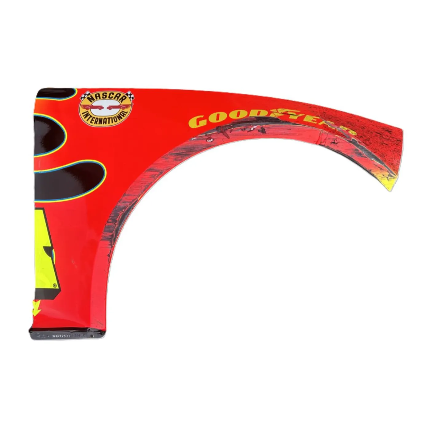 Hendrick Motorsports Race Used 2024 William Byron #24 Axalta Right Front Fender - Darlington 1