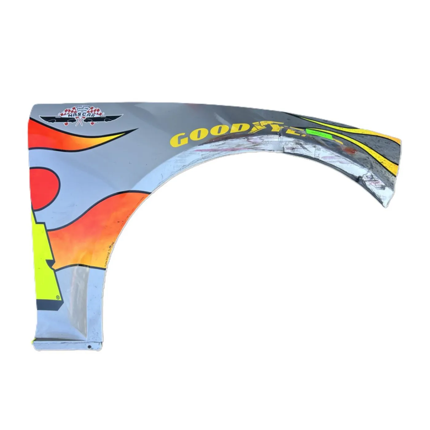Hendrick Motorsports Race Used 2025 William Byron #24 Axalta Right Front Fender - Darlington 1