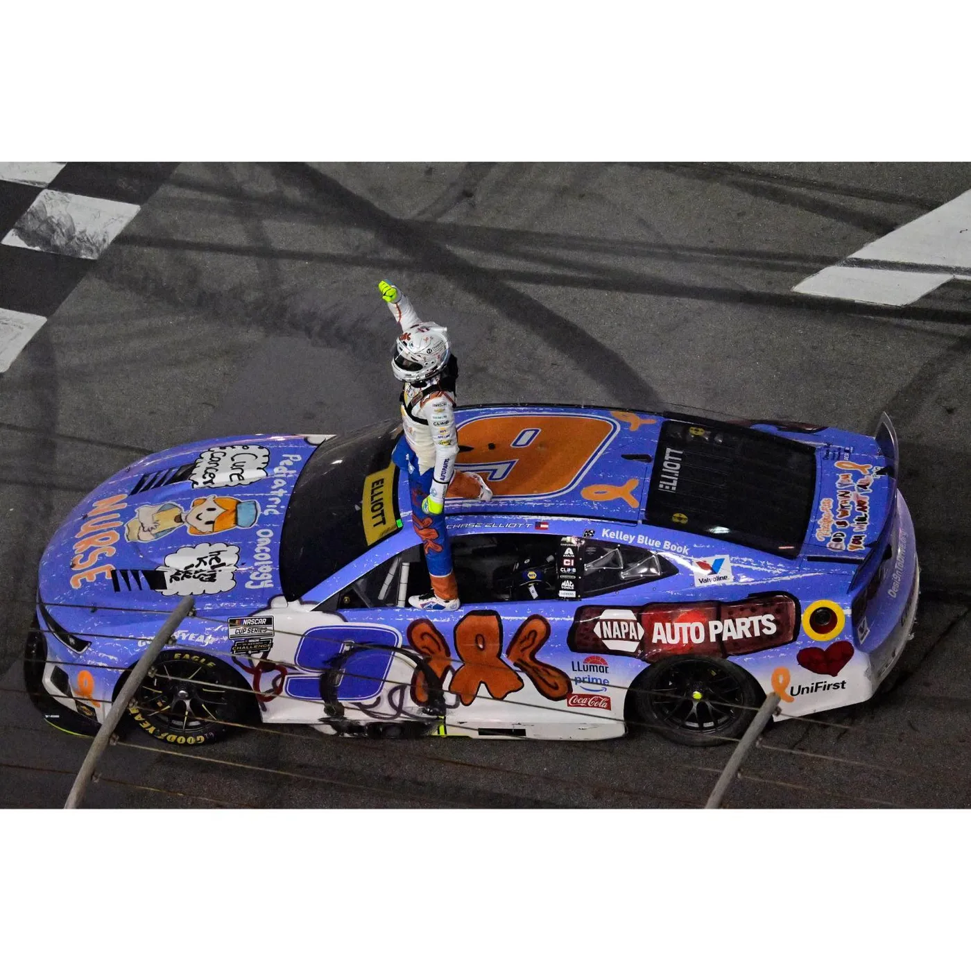 Hendrick Motorsports Chase Elliott #9 Atlanta Win Desi9n to Drive Full Size Replica Helmet
