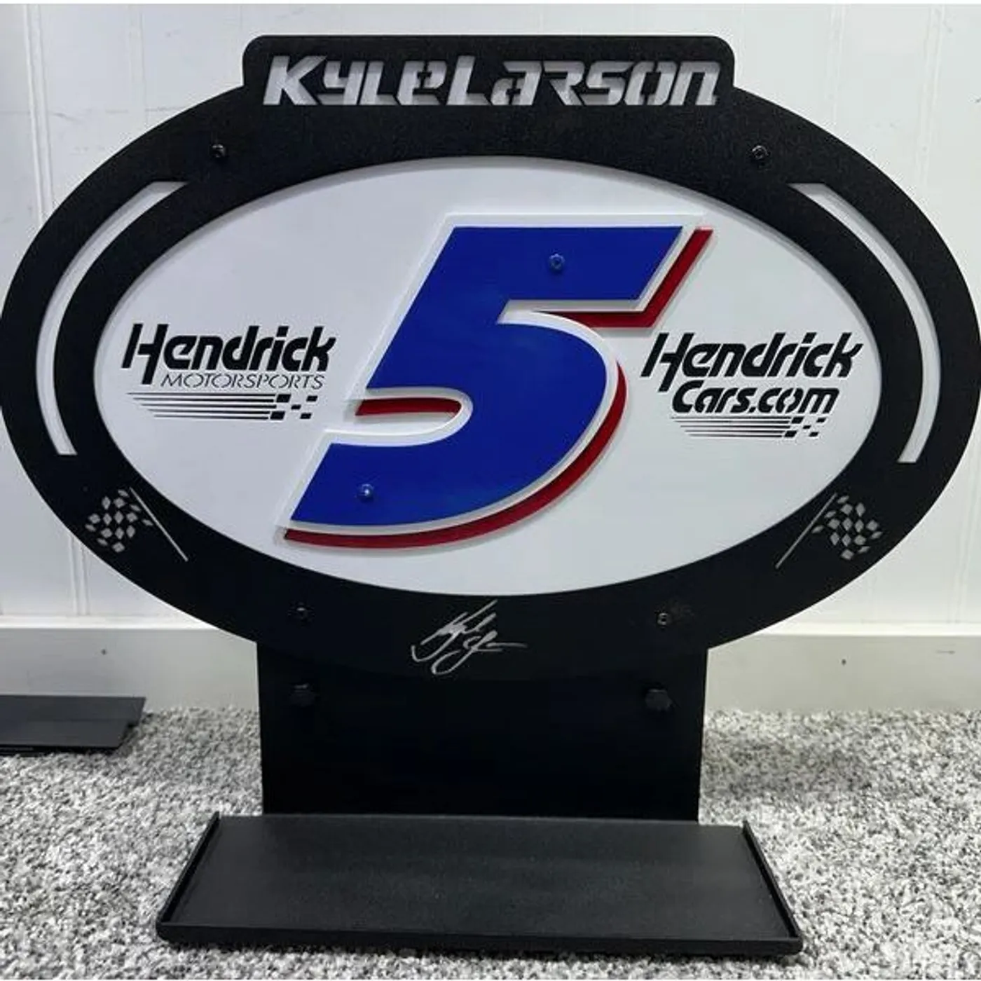 Hendrick Motorsports Kyle Larson #5 3D Sheet Metal Diecast Display