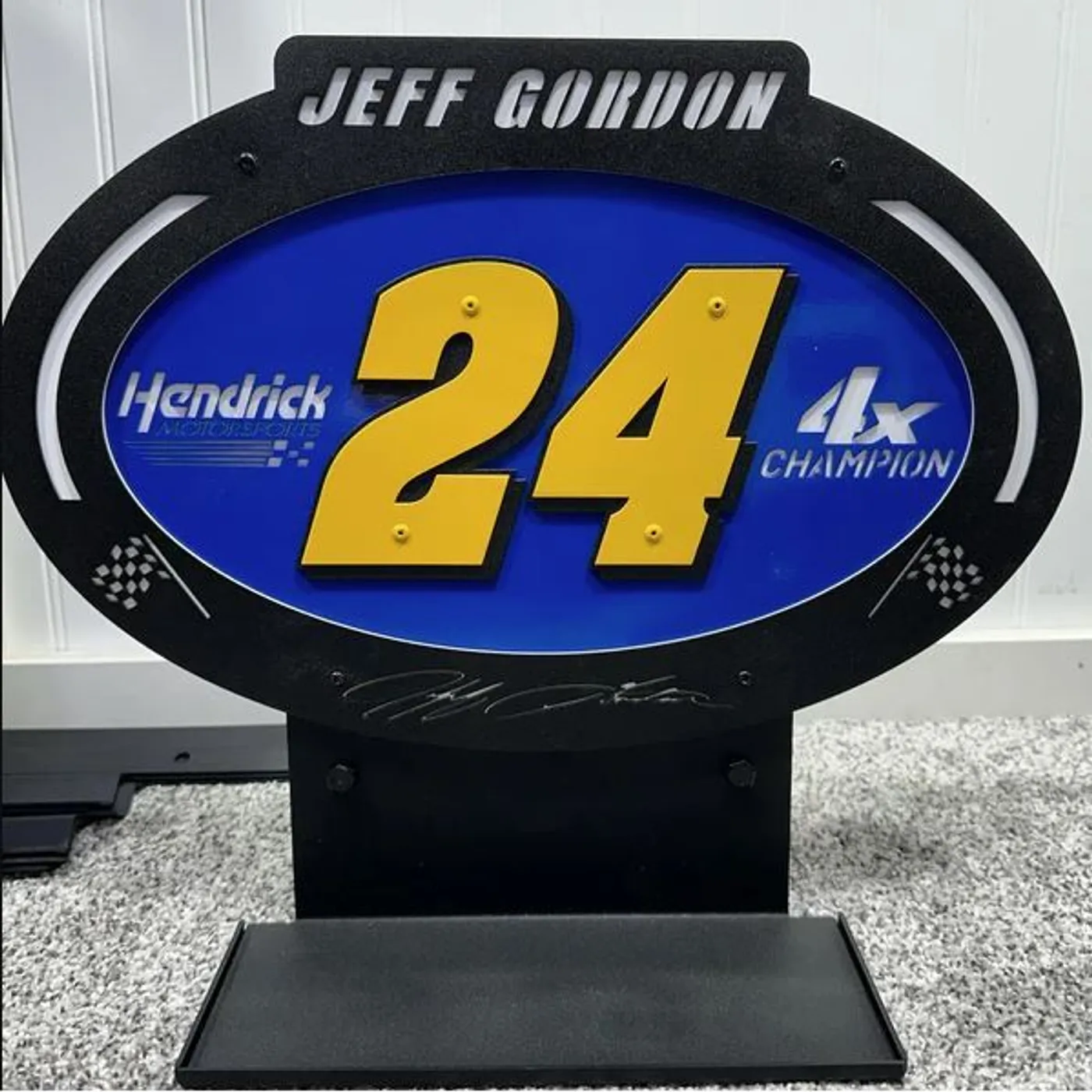 Hendrick Motorsports Jeff Gordon #24 3D Sheet Metal Diecast Display