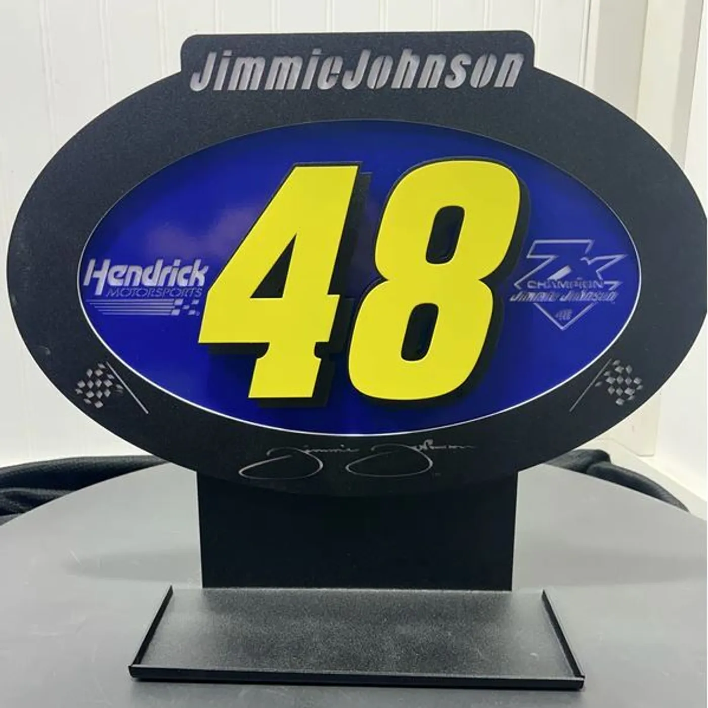 Hendrick Motorsports Jimmie Johnson #48 Oval 3D Sheet Metal Diecast Display