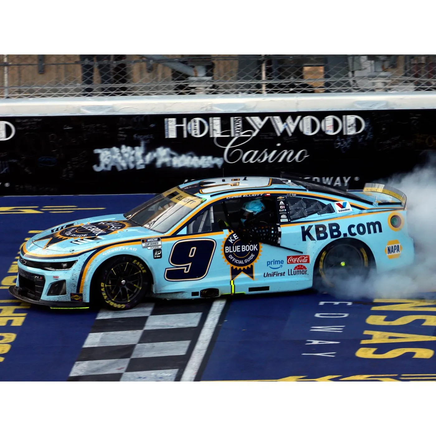 Hendrick Motorsports Chase Elliott #9 2025 Kelley Blue Book Kansas 2 RACE WIN 1:24 ELITE Diecast