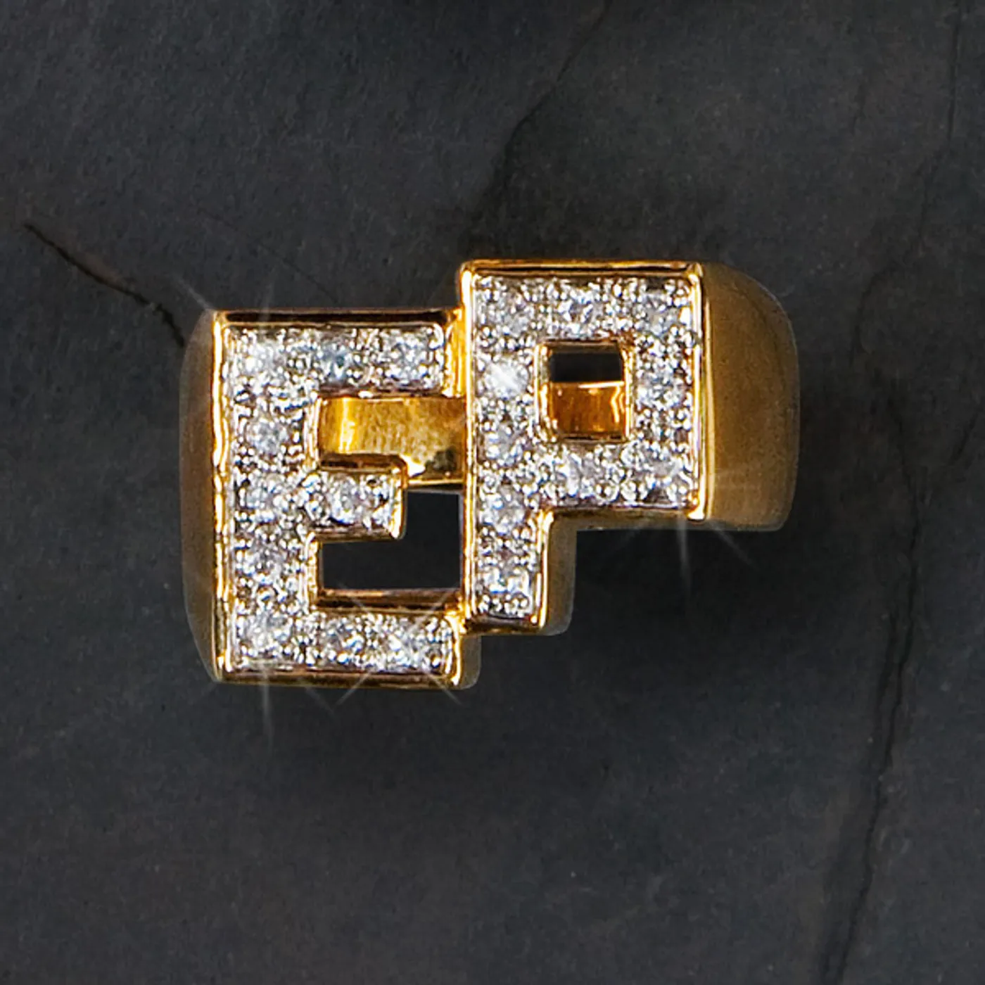 Elvis Presley 18 kt Gold Plated Initials Ring (Vinyl)