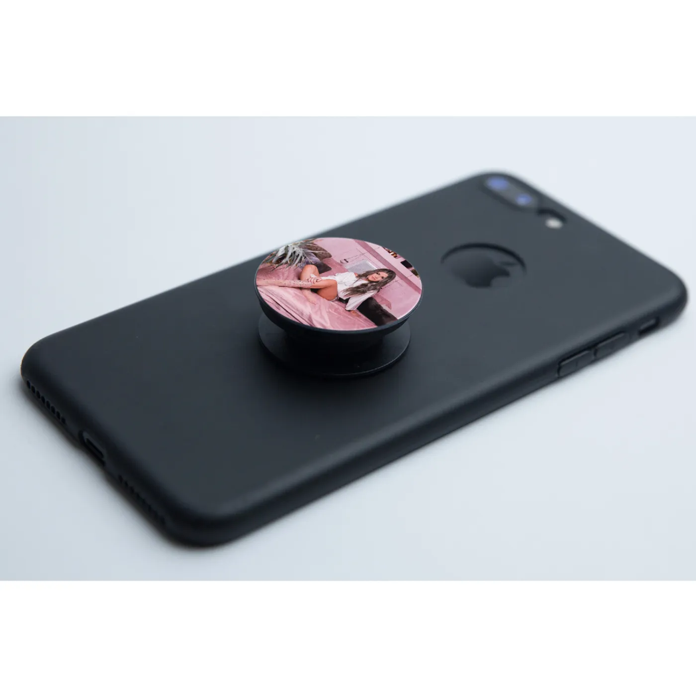 Tenille Arts Pop Socket