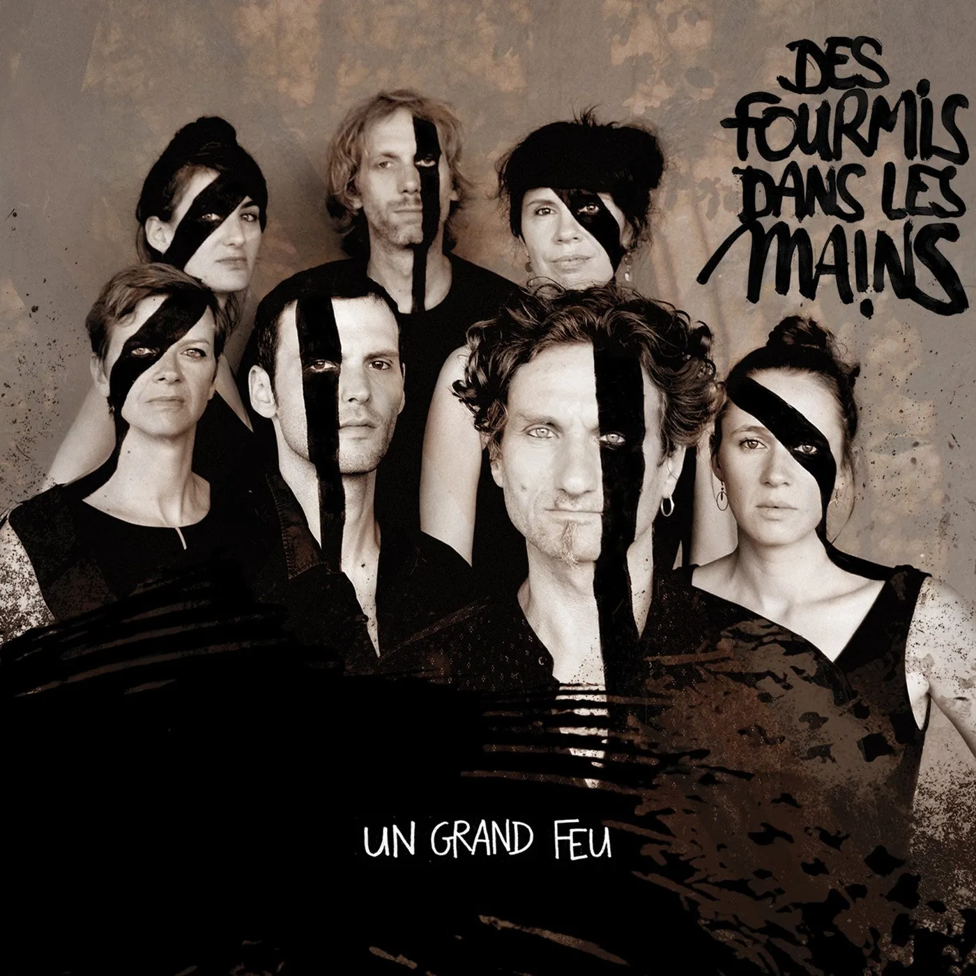 Des Fourmis Dans Les Mains UN GRAND FEU - FOURMIS DANS LES MAINS (CD)