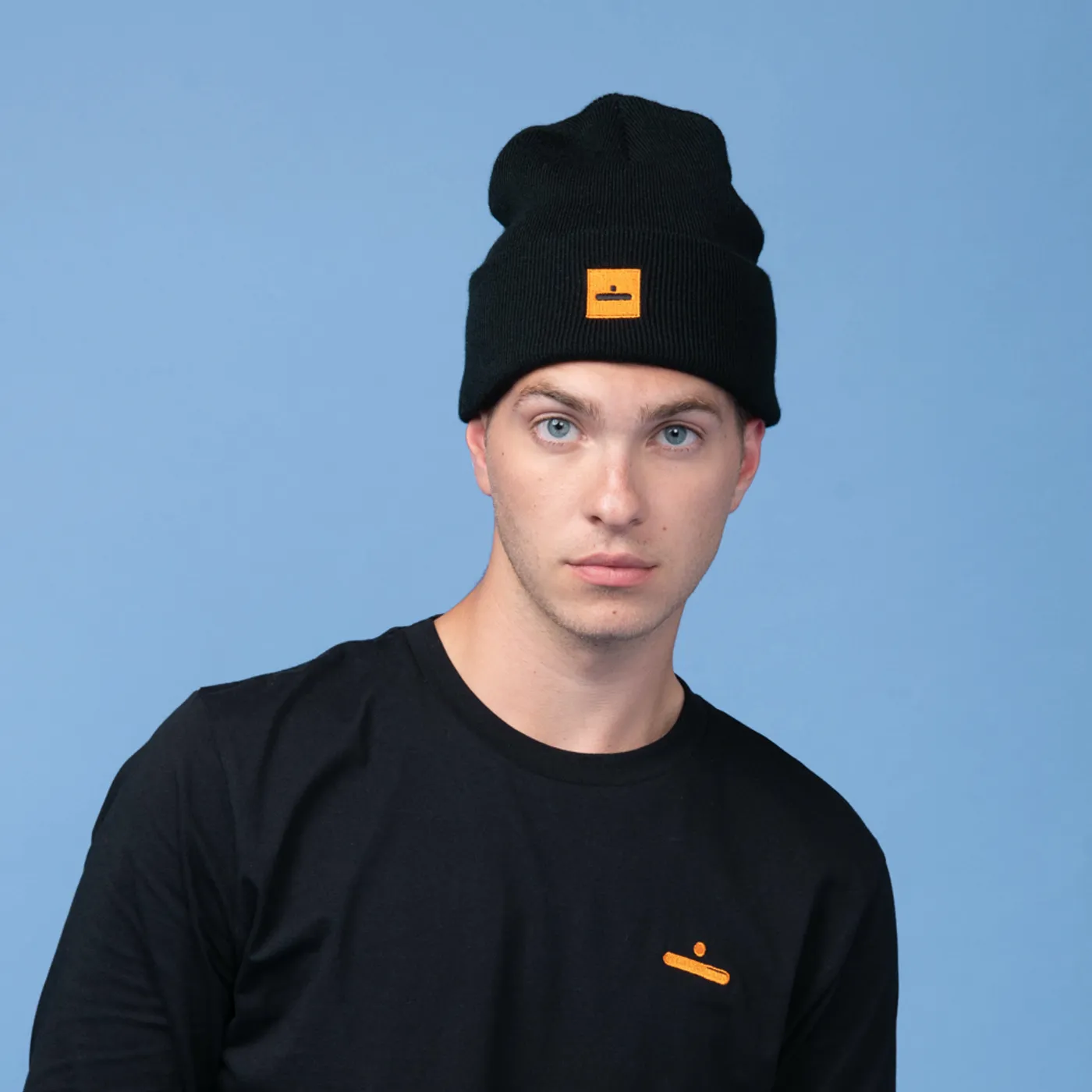 Astralwerks Label Store ASW LOGO BEANIE (Black)