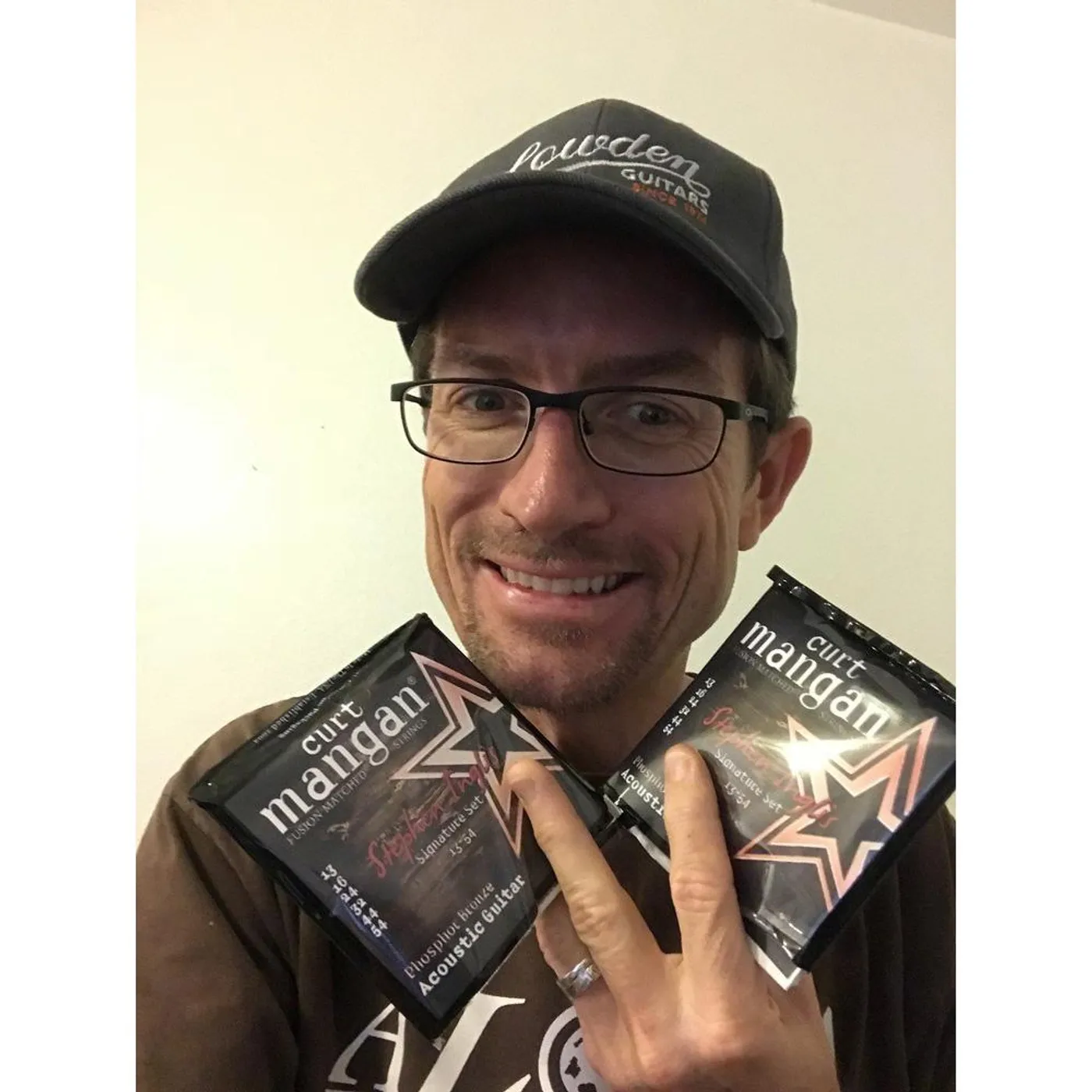 Stephen Inglis - Signature Guitar Strings Used On Recording
