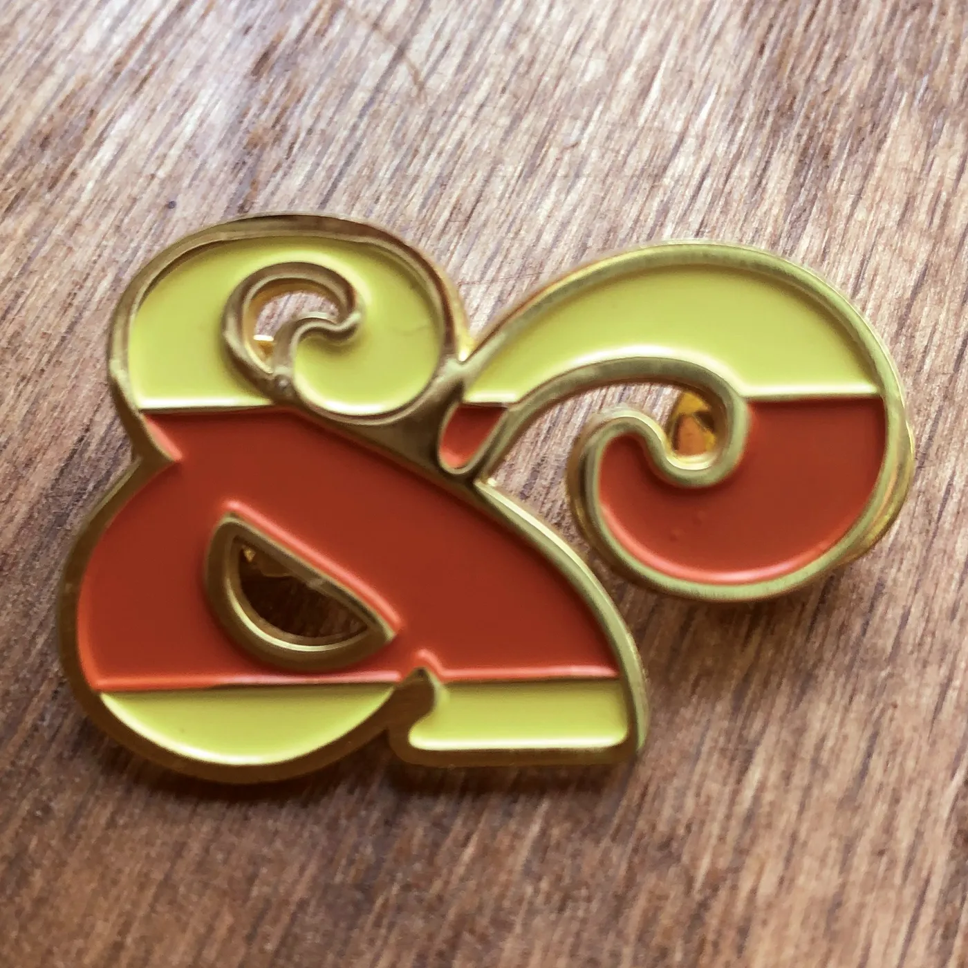Sammy Rae - Logo Pin