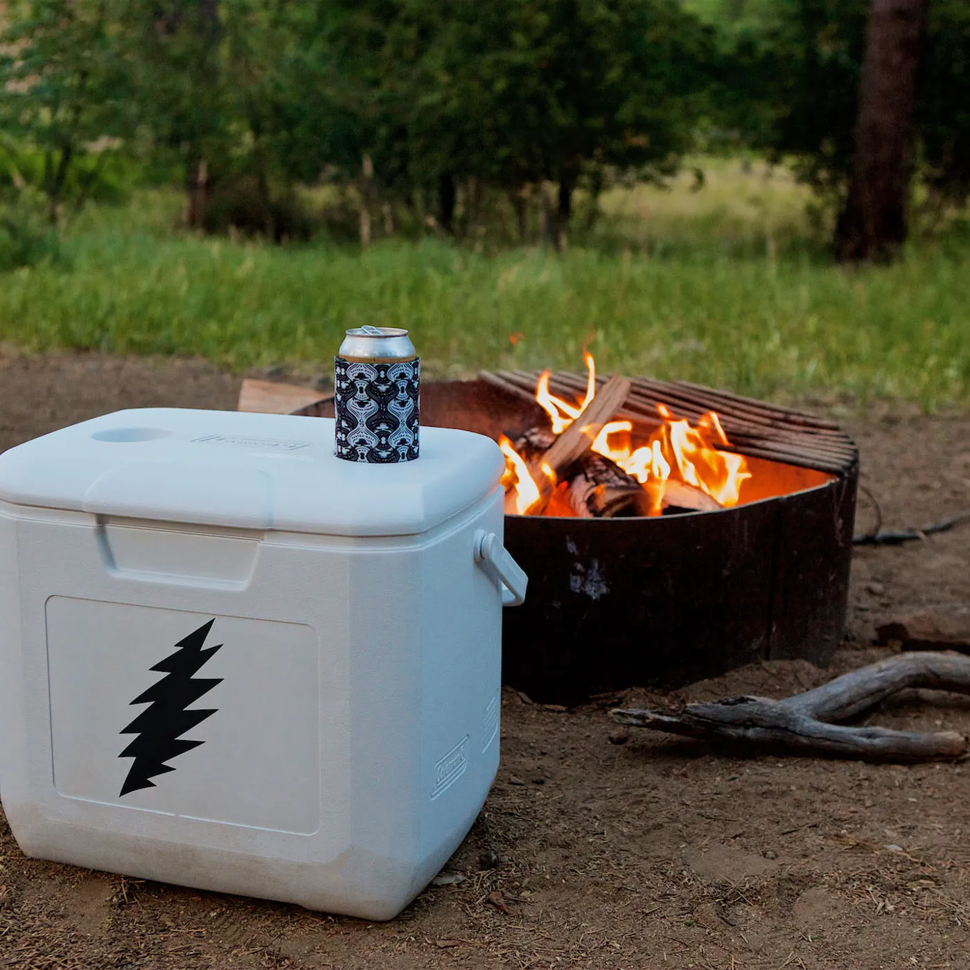 Grateful Dead Bolt Large Coleman Cooler