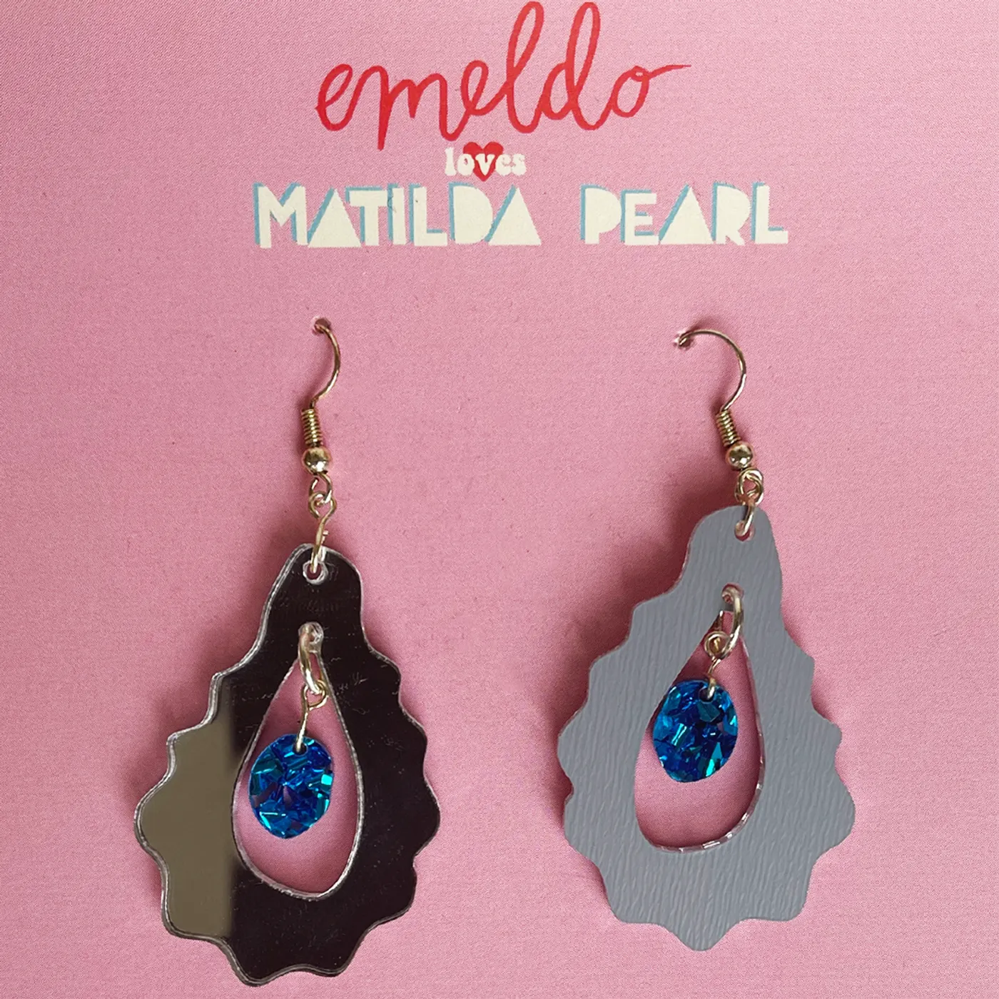 Matilda Pearl X Emeldo Earrings (Mirror/Blue)