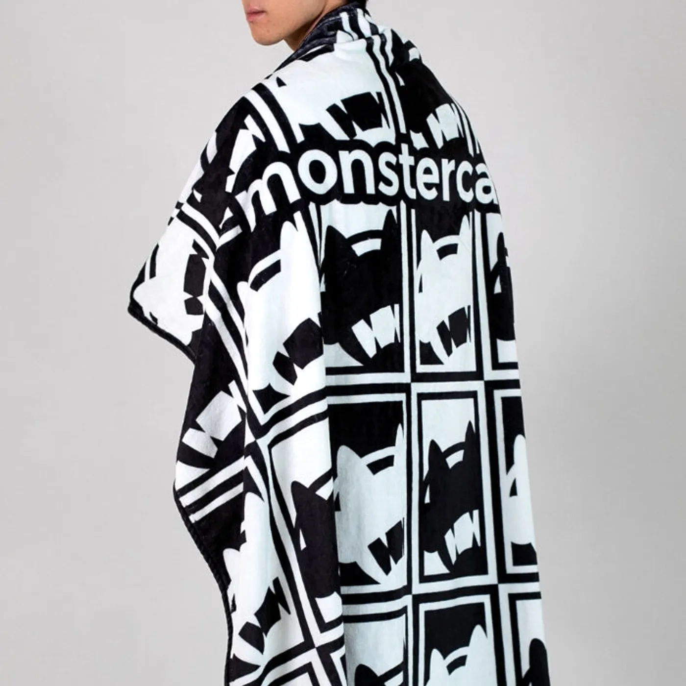 Monstercat Blanket